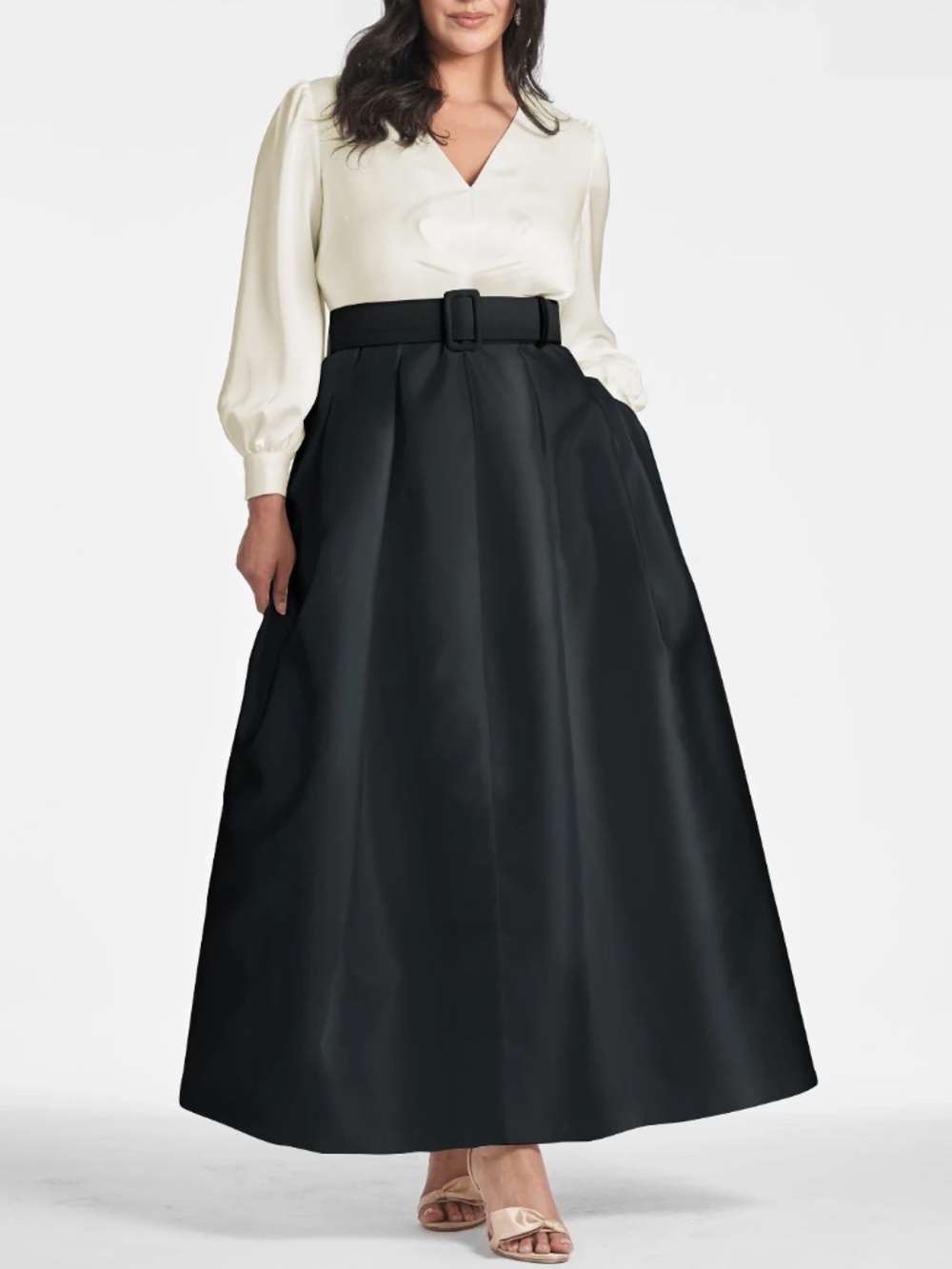 $895 Sachin & Babi Zoe Long Sleeve Gown in Ivory